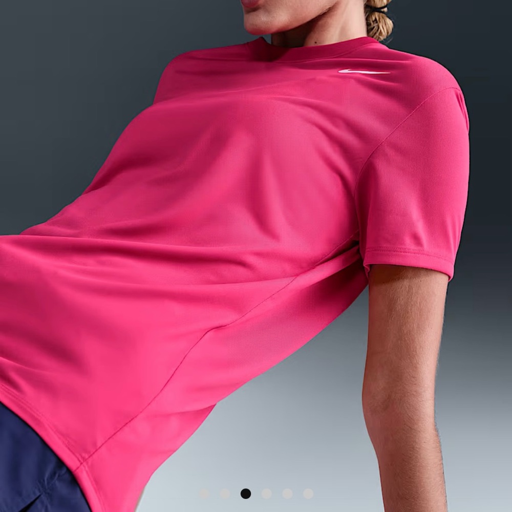 Nike Dri-FIT Tee - Picture 3 of 8